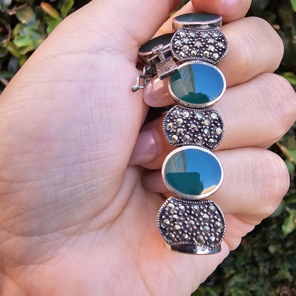 Vintage Green and marcasite bracelet - Picture 4 of 6